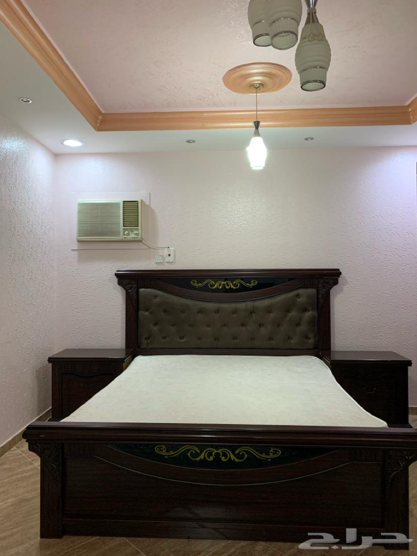 للبيع كرسي نظيف64364545298819110