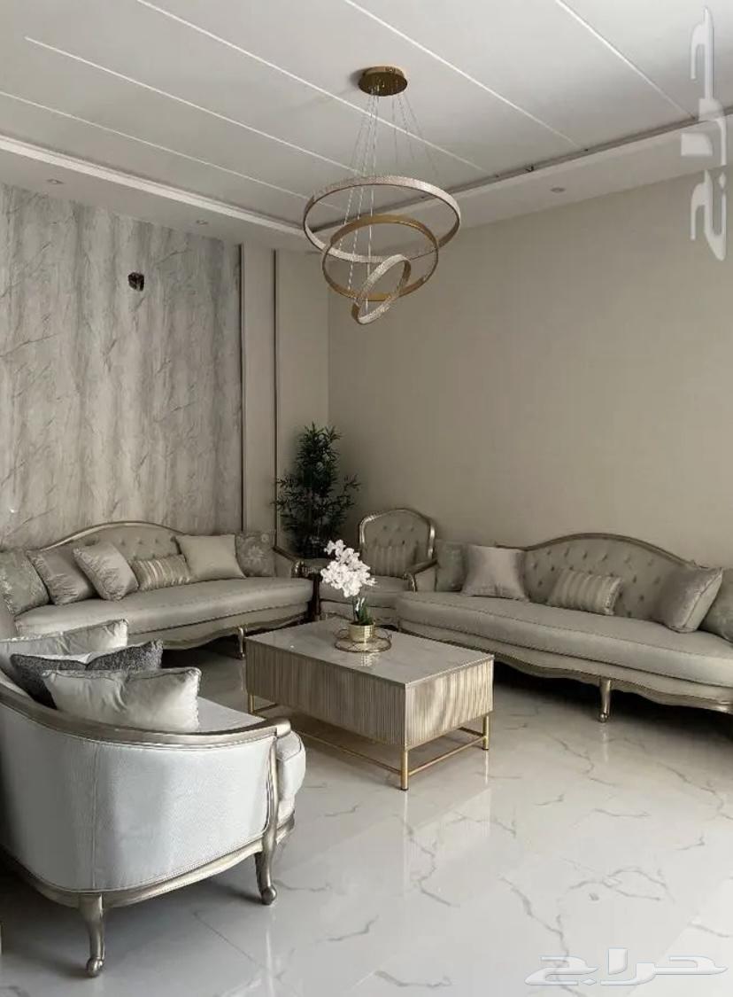 A sofa set from Al-Umra furnishings64365557438081112