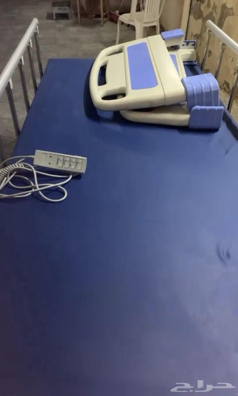 سرير طبي للبيع64375991295363110