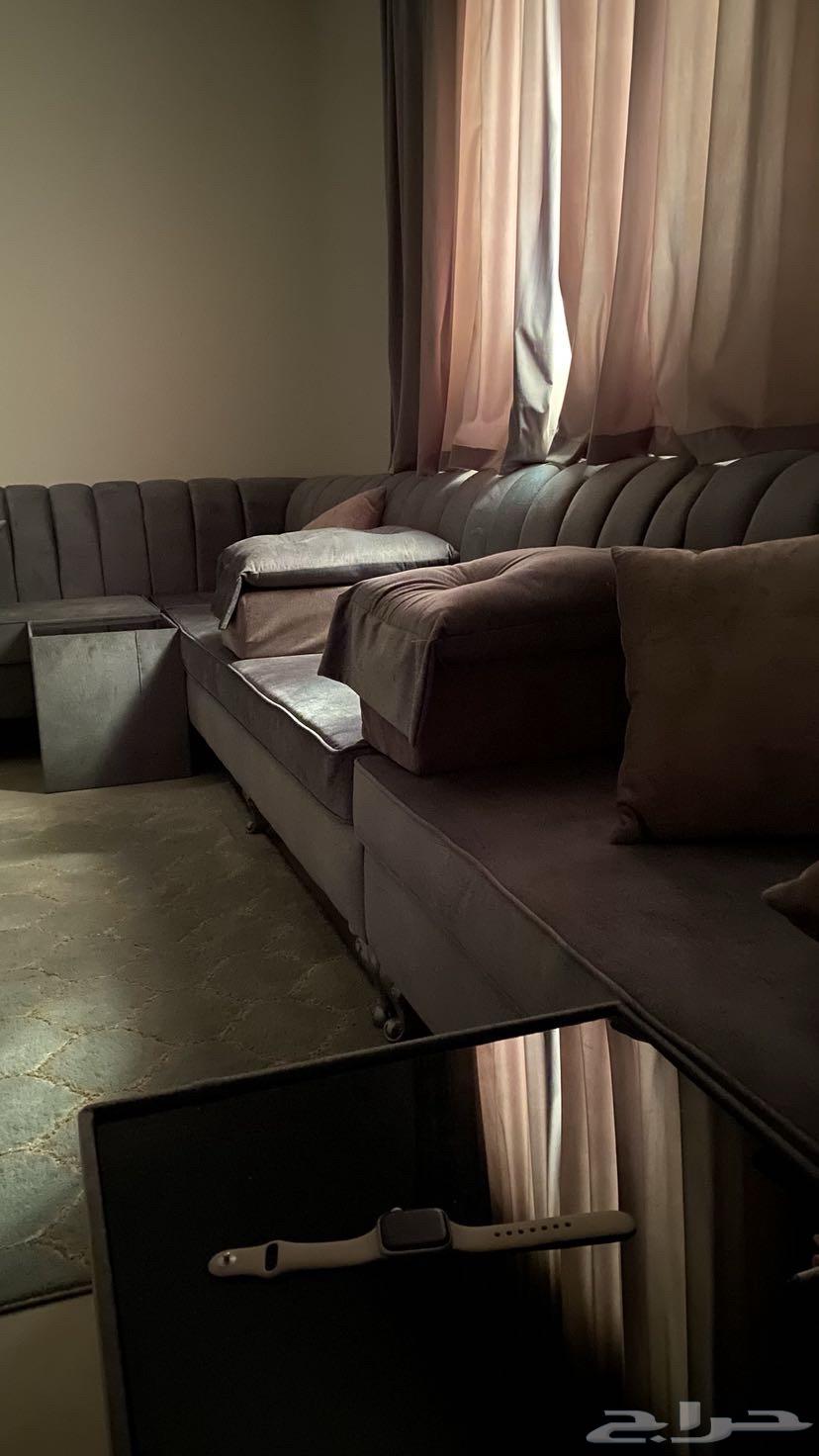 3 كنبات مع الستاير للبيع64372712152578114