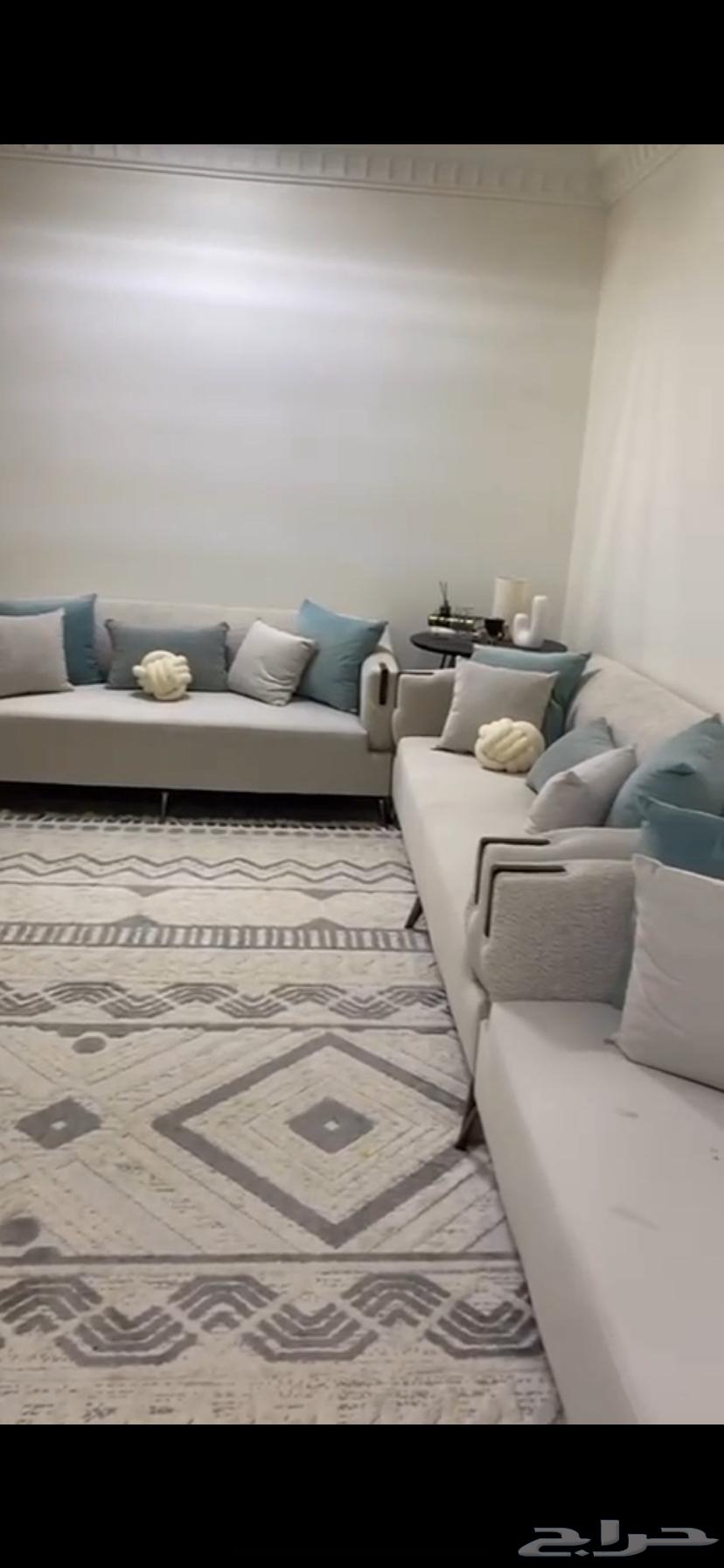 كنب شبهه جديد ونظيف64375156443393111