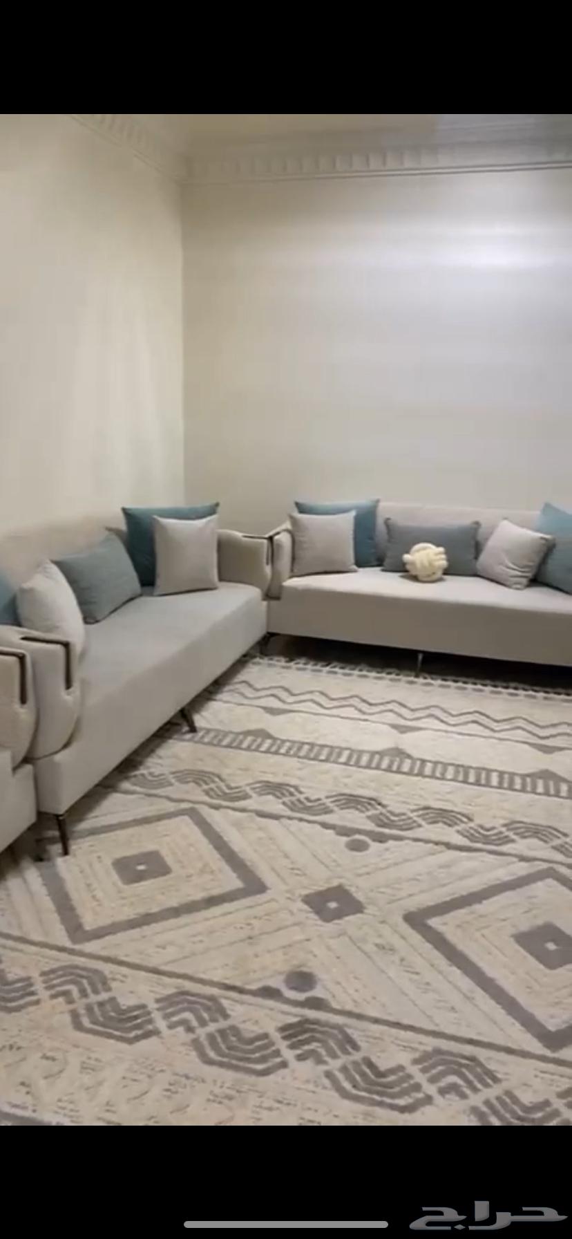 كنب شبهه جديد ونظيف64375156443393110