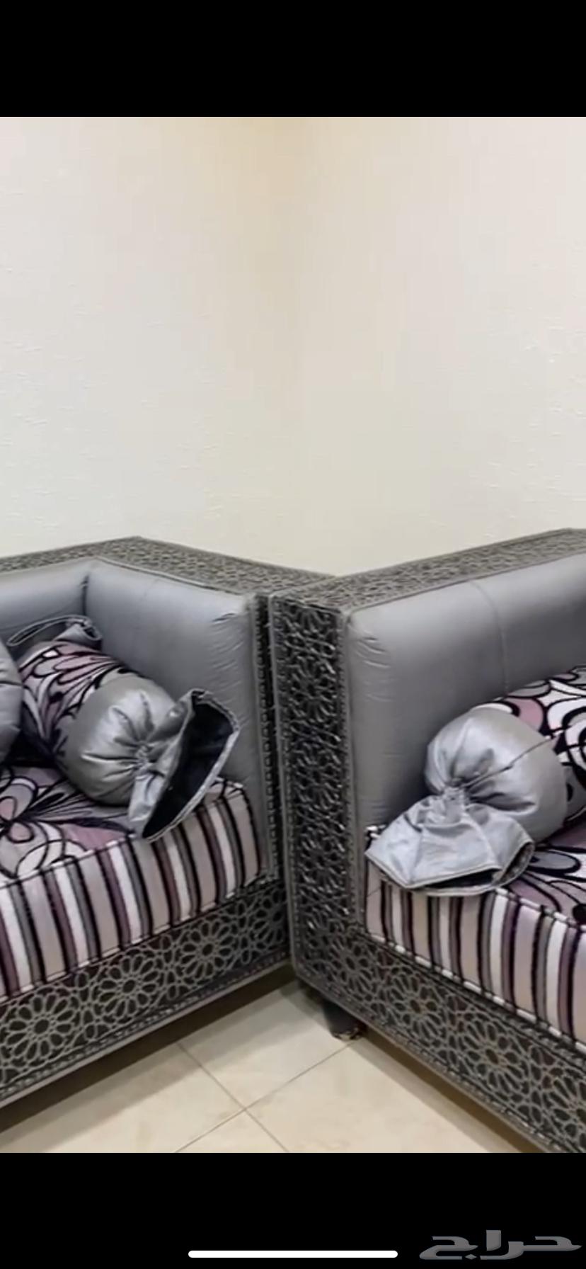 كنب للبيع نظيف64371511646210113