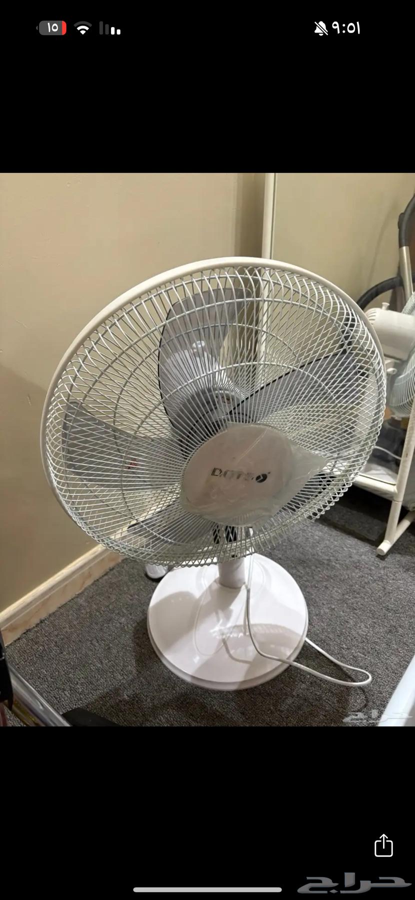 الطاوله والمرايا ب 80 ريال والمروحه ب 5064375543099651111