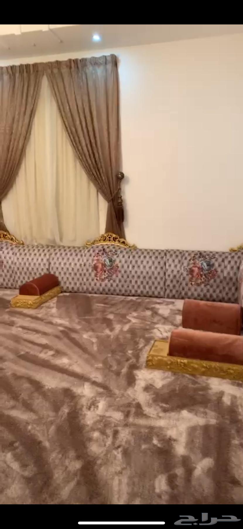 Furniture for sale, approximate size 4x564362773208193112