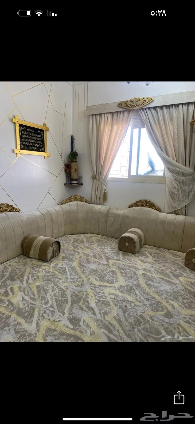 مجلس ضهر للبيع 5 4نظيف خالي من الحروق والكسور64371452421889110