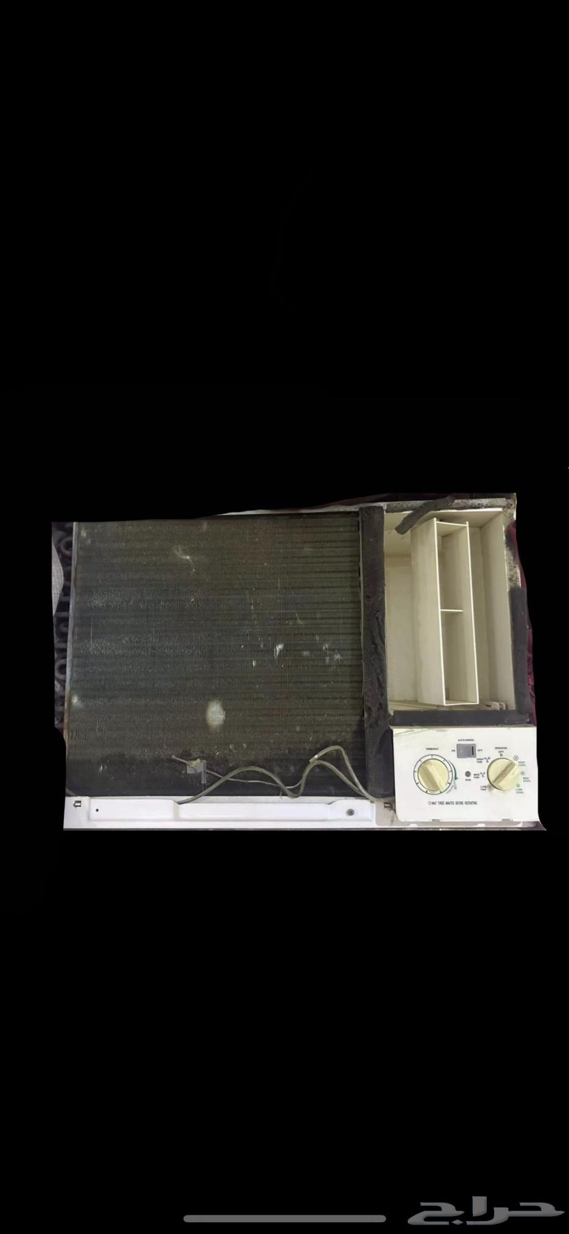 Air conditioner for sale, ice cold by God's grace, the compressor is working fine, God willing we won't have any issues with it64376318646273110