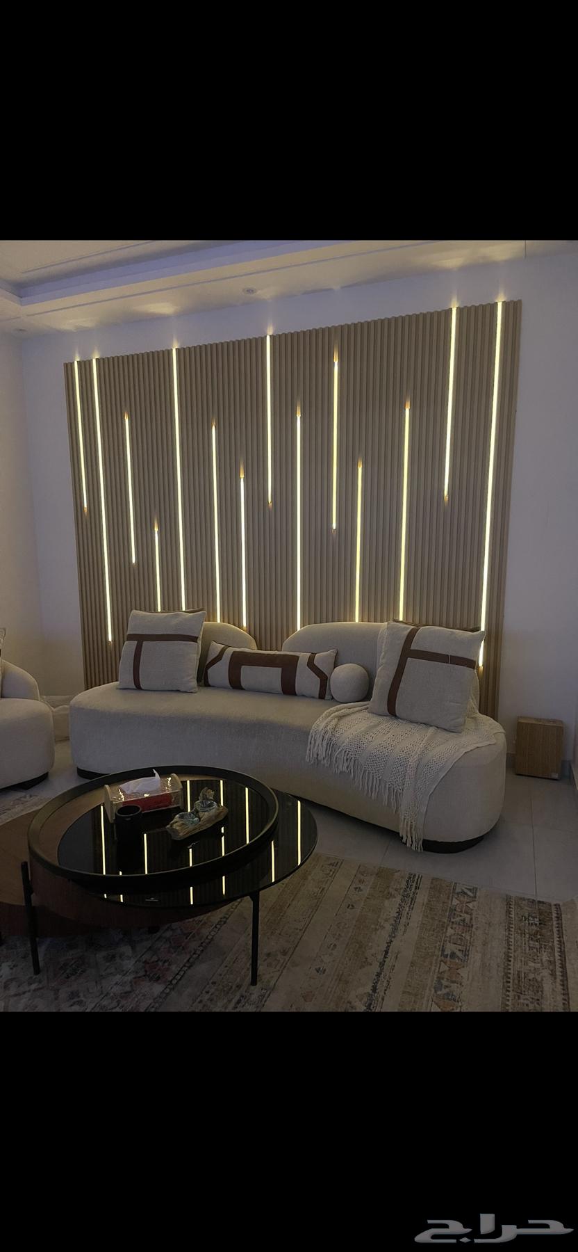 Servant center table64383192174339113