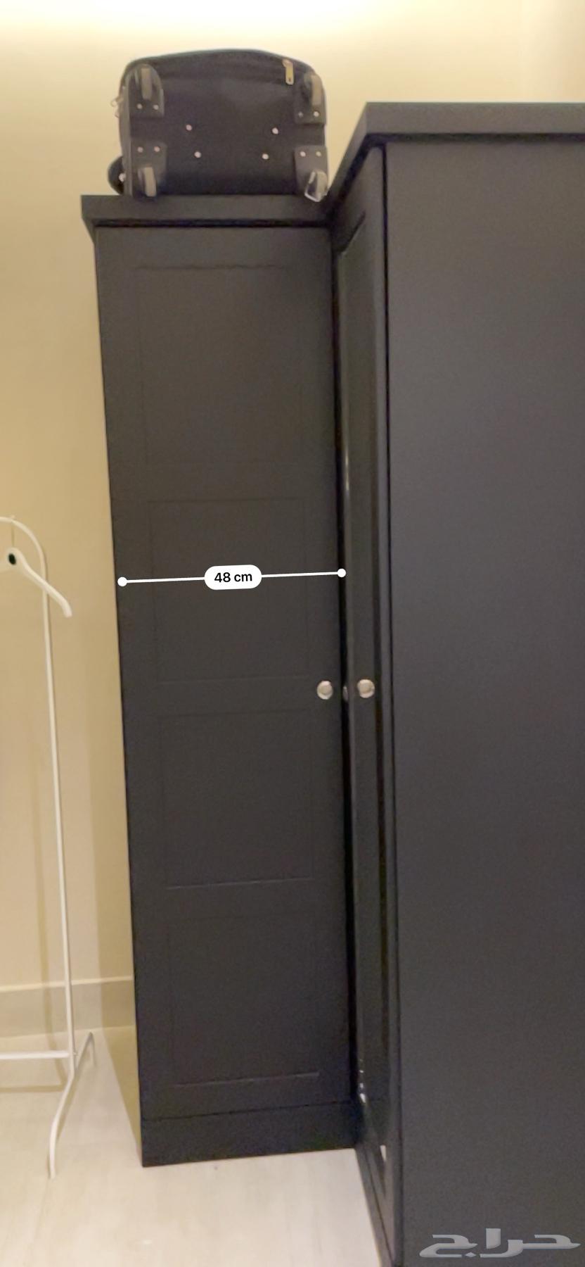 غرفة نوم خزانة و سرير64375753636099114