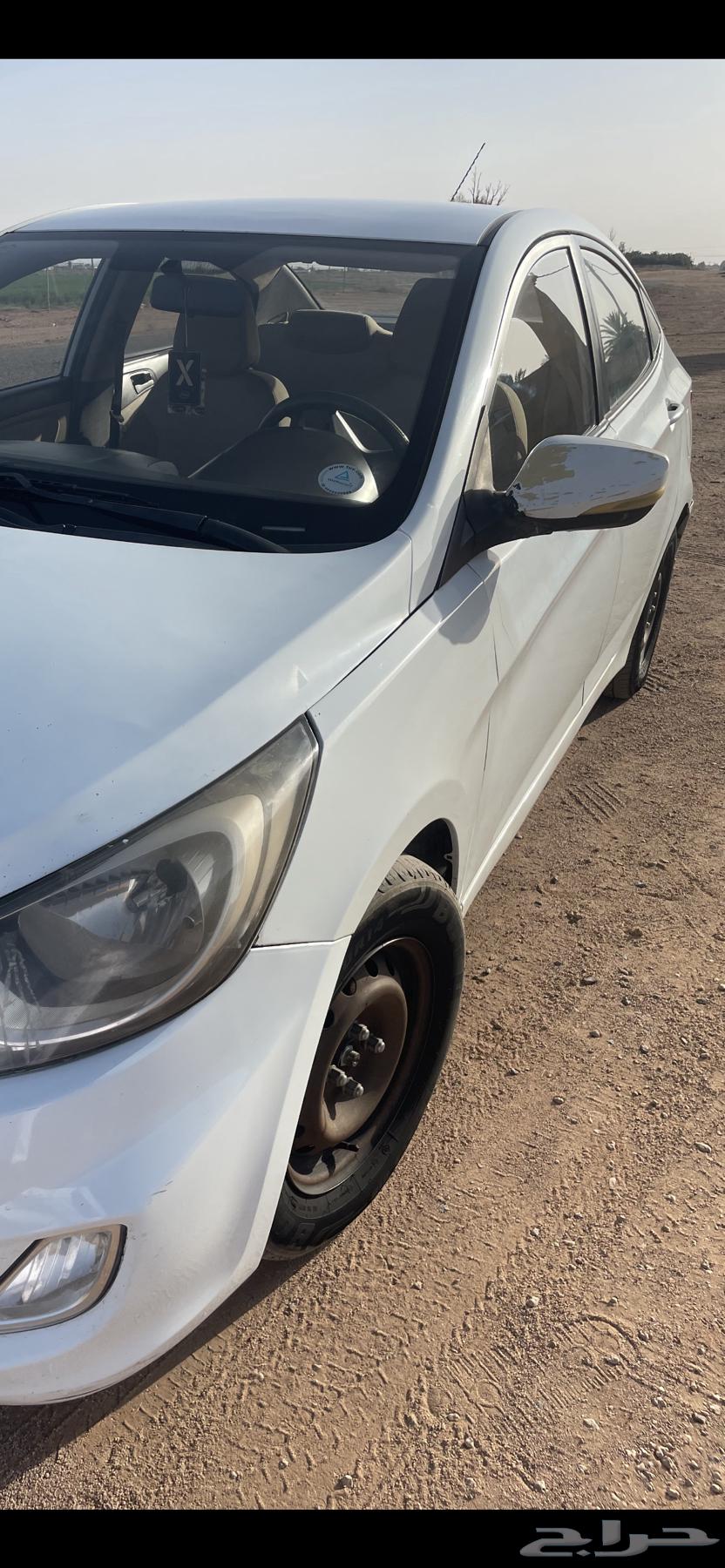 سيارة للبيع هيونداي اكسنت مديل 2013 المكينه والقير شد بلد64516127827842111