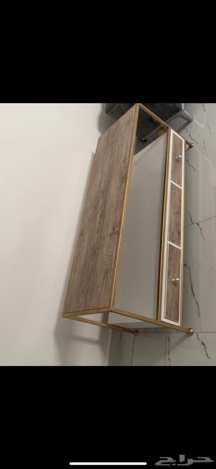 Navy blue carpet _Gray carpet I don't have a full picture of it washed _And table64366982441859111