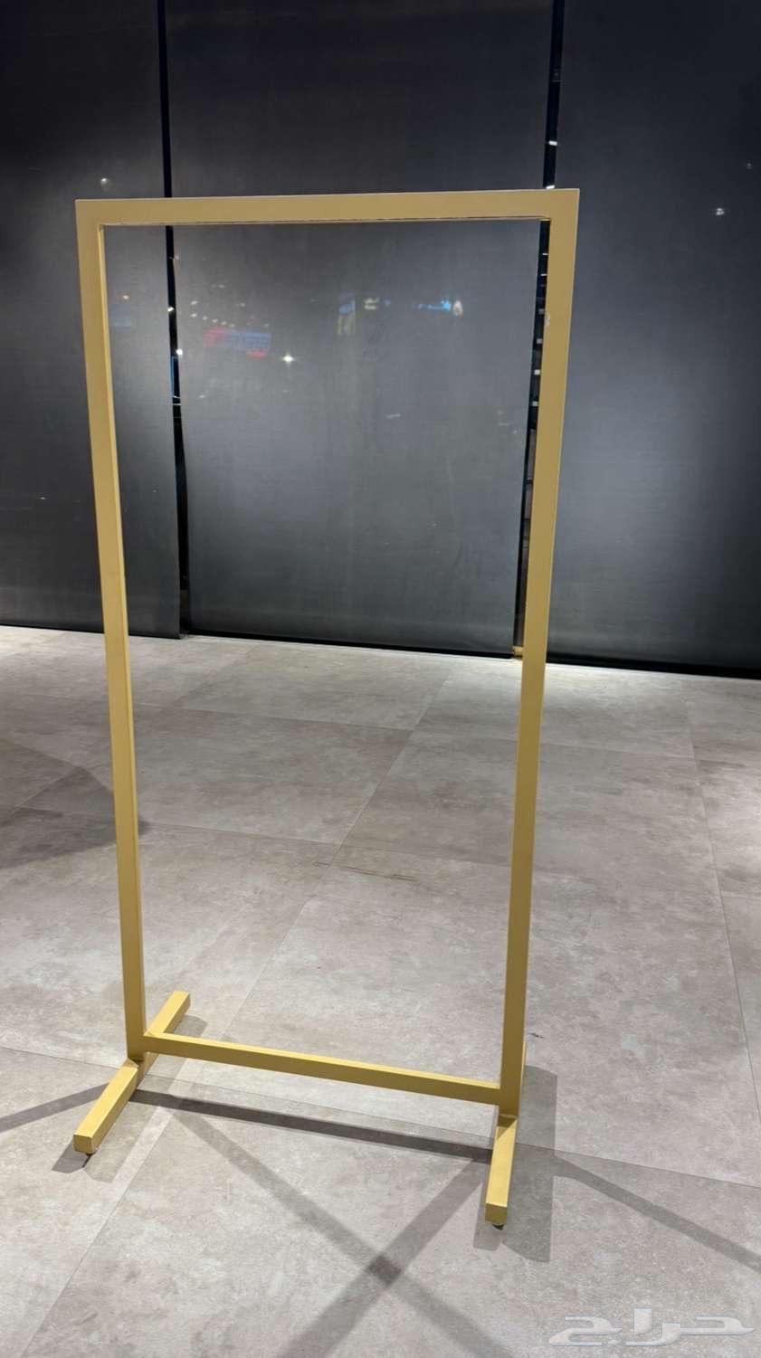 ستاندات للبيع64375708944386111