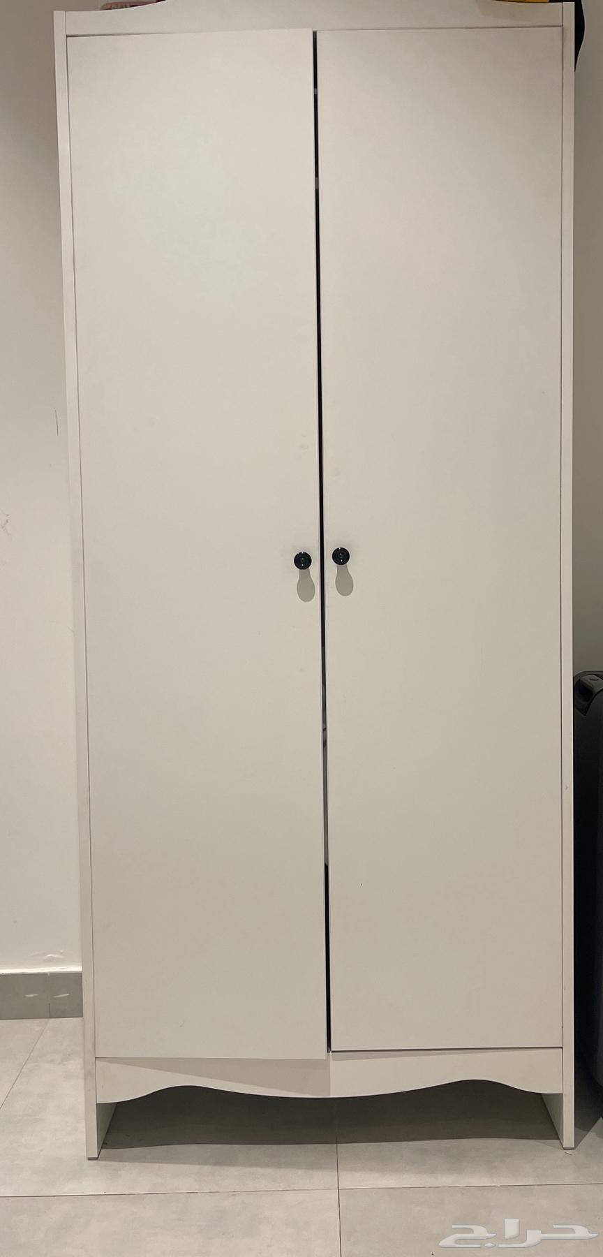 درج و دولاب ملابس من ايكيا64364262690434112