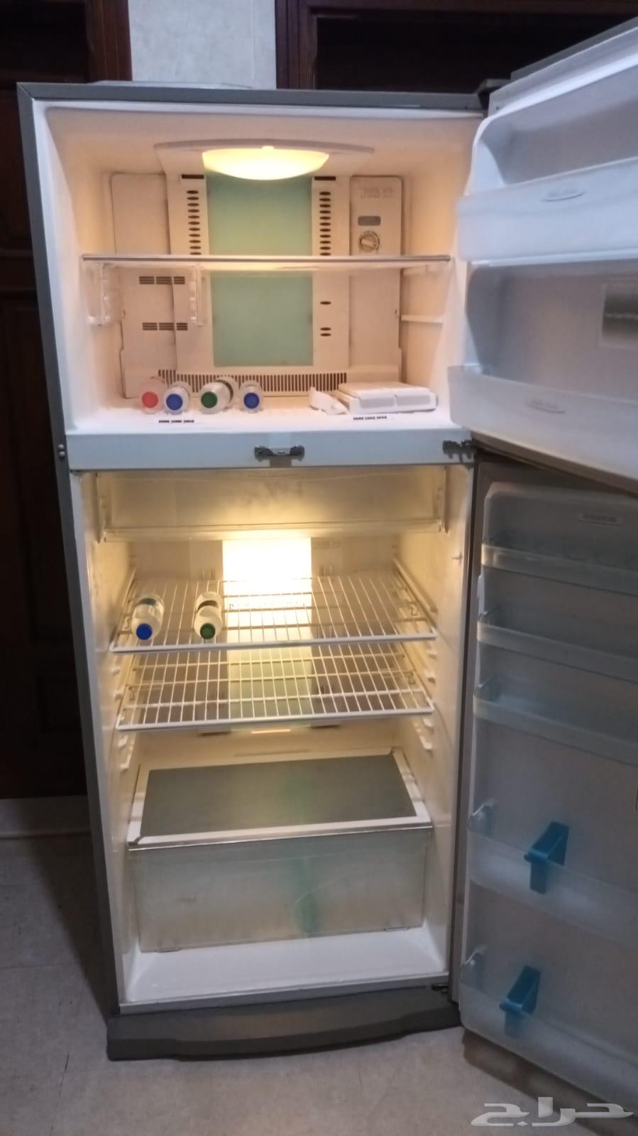 ثلاجة توشيبا مستعمل للبيع64373136666497112