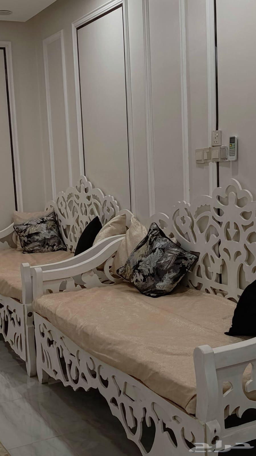 كراسي عدد 7 نظيفة جدا64373418368513114