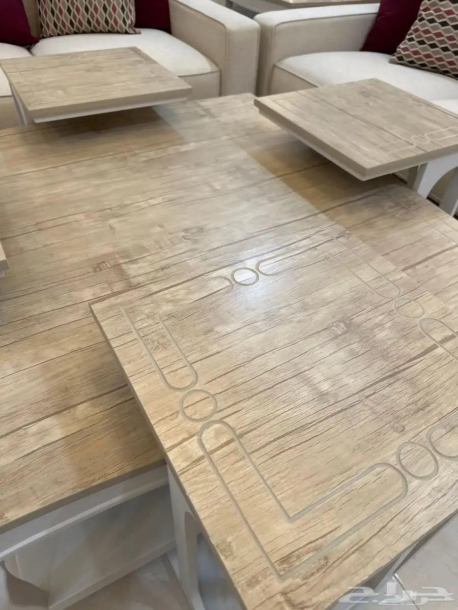 Service tables with corners64371964885889111