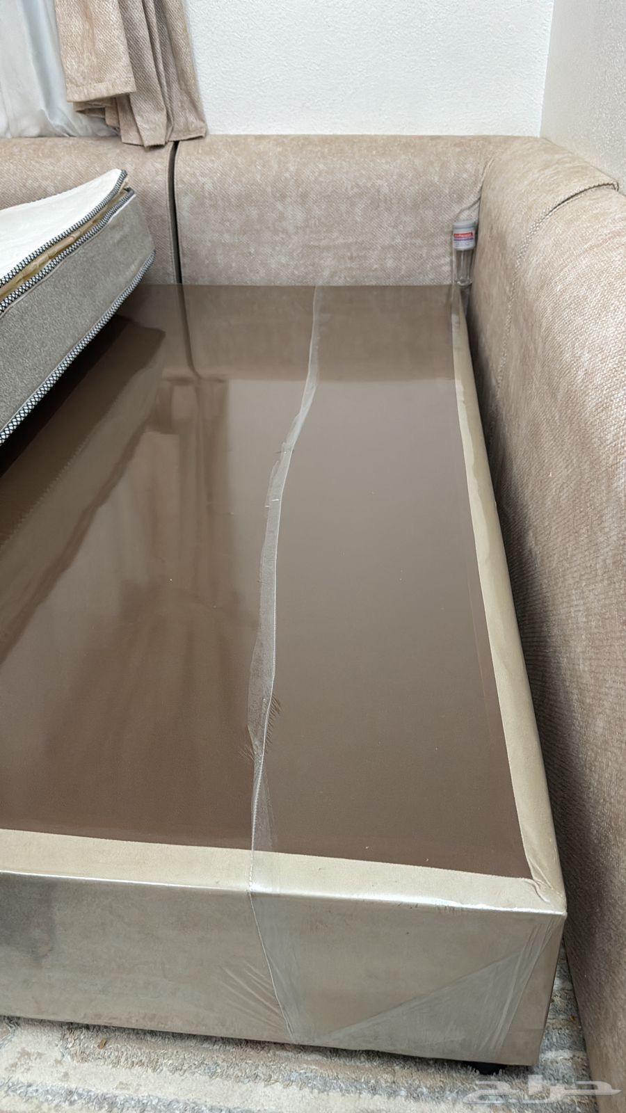 سرير طول 200 x عرض 150 للبيع64369053903235114