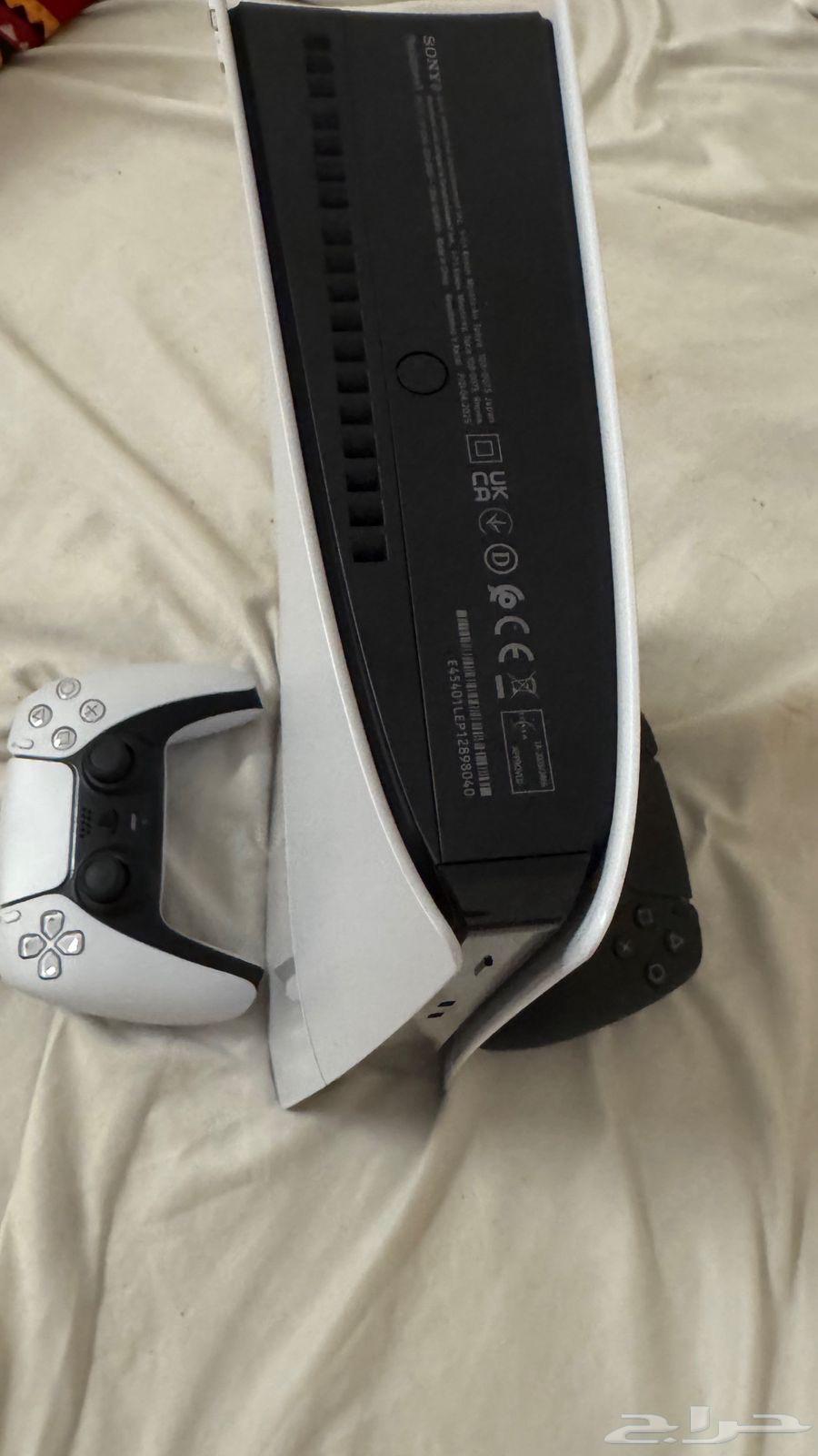 سوني 5 جديد ما خش صيانه يدين اصليه سوني بدون شريط64368543050370111