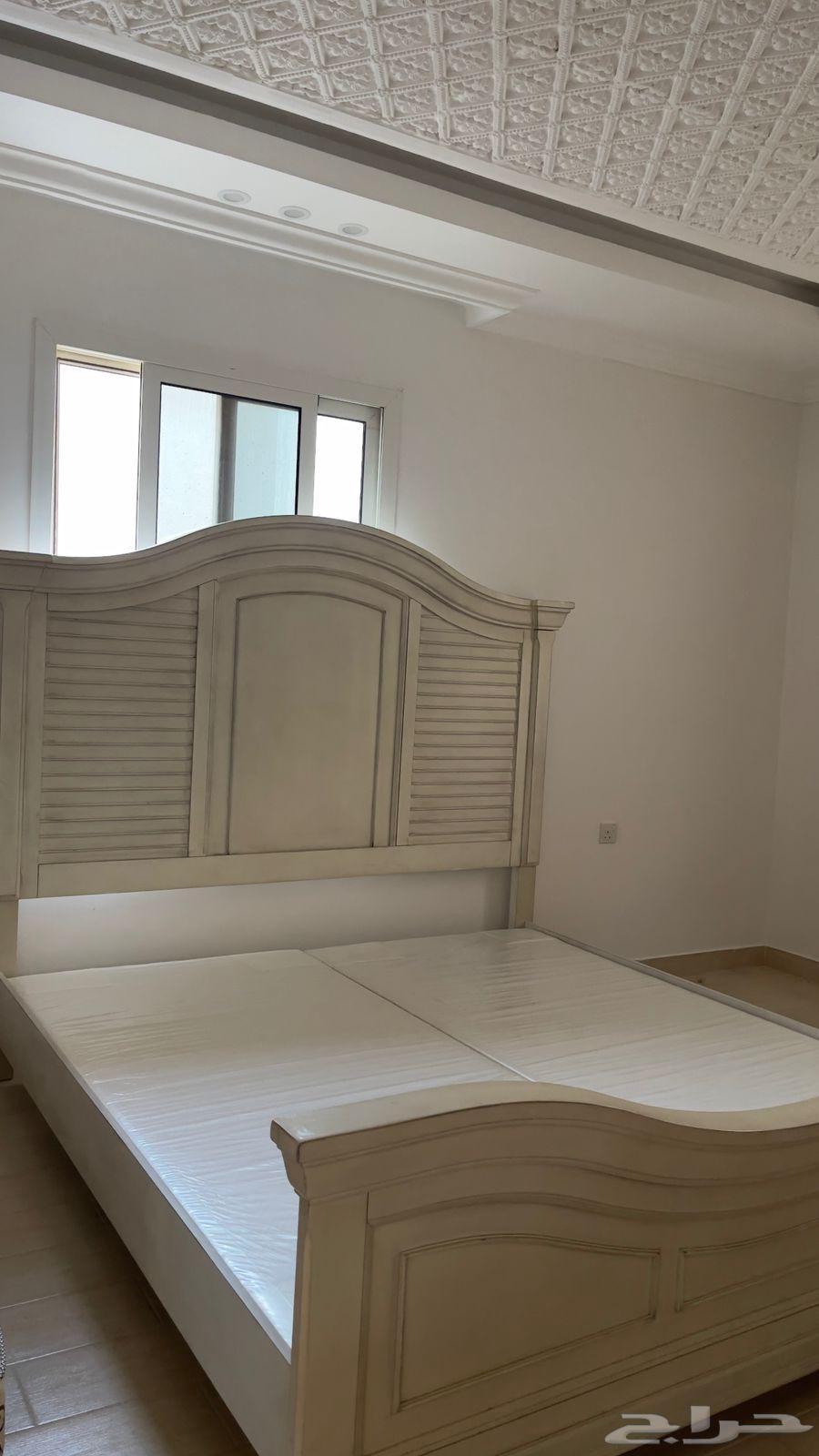 سرير للبيع كينج64371074551170110