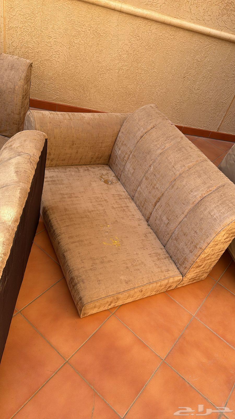 كنب64370827682049112