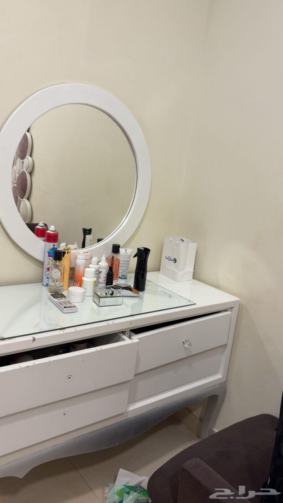 غرفه للبيع64374744378626113