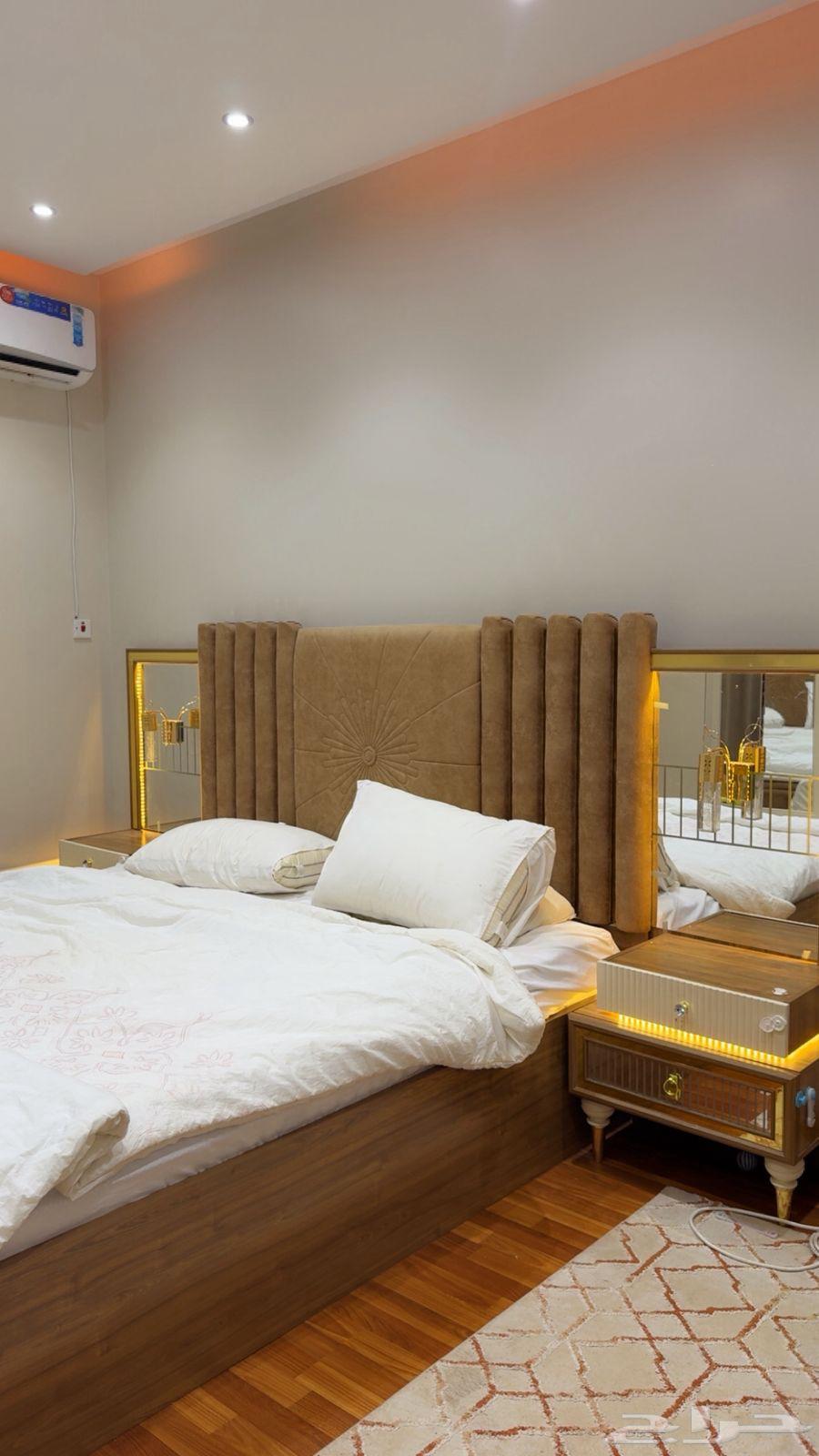 سرير للبيع  كهرباء كوميدينا متصله بالسرير64376259557250110