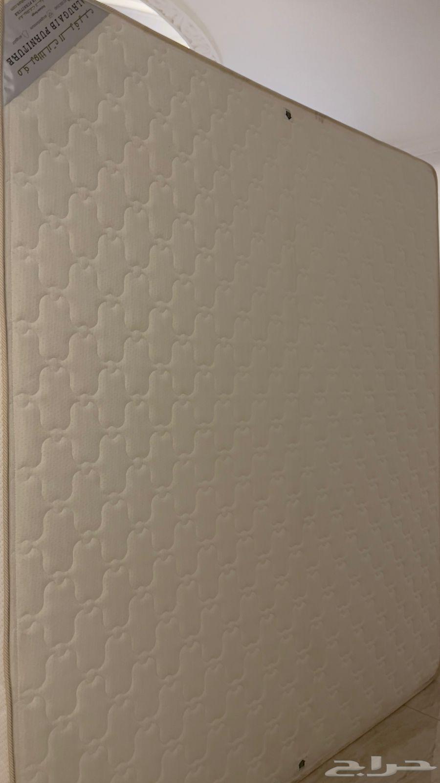 مرتبة سرير للبيع نظيفة وجديد64371176398211110