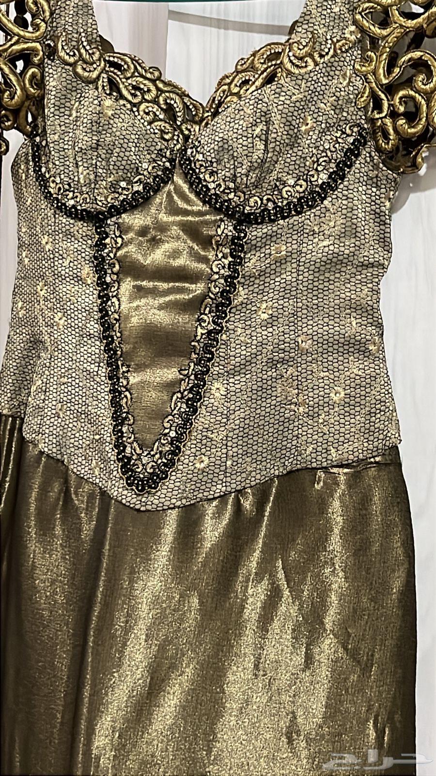 فستان سهره   مناسبه للبيع 50 ريال64374053737603110