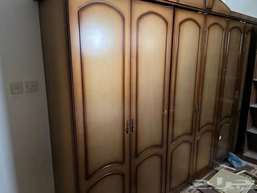 دولاب خشب64370047824131110