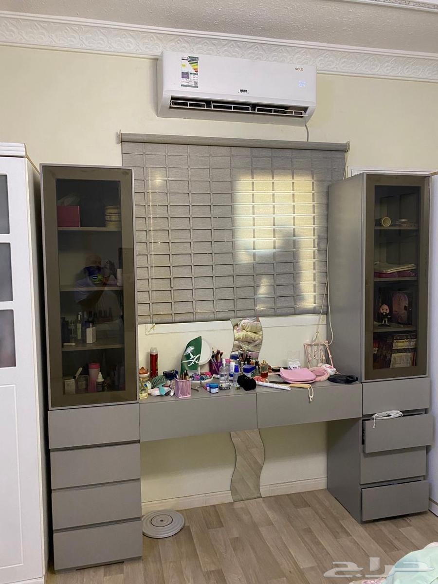 تسريحه مستعمله اقل من سنه للبيع64373462778114110