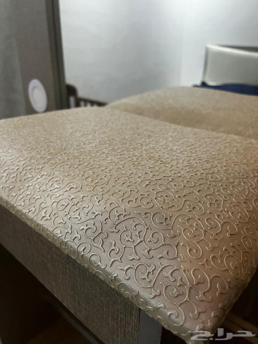 كنب مع السجاد للبيع64371861856259110