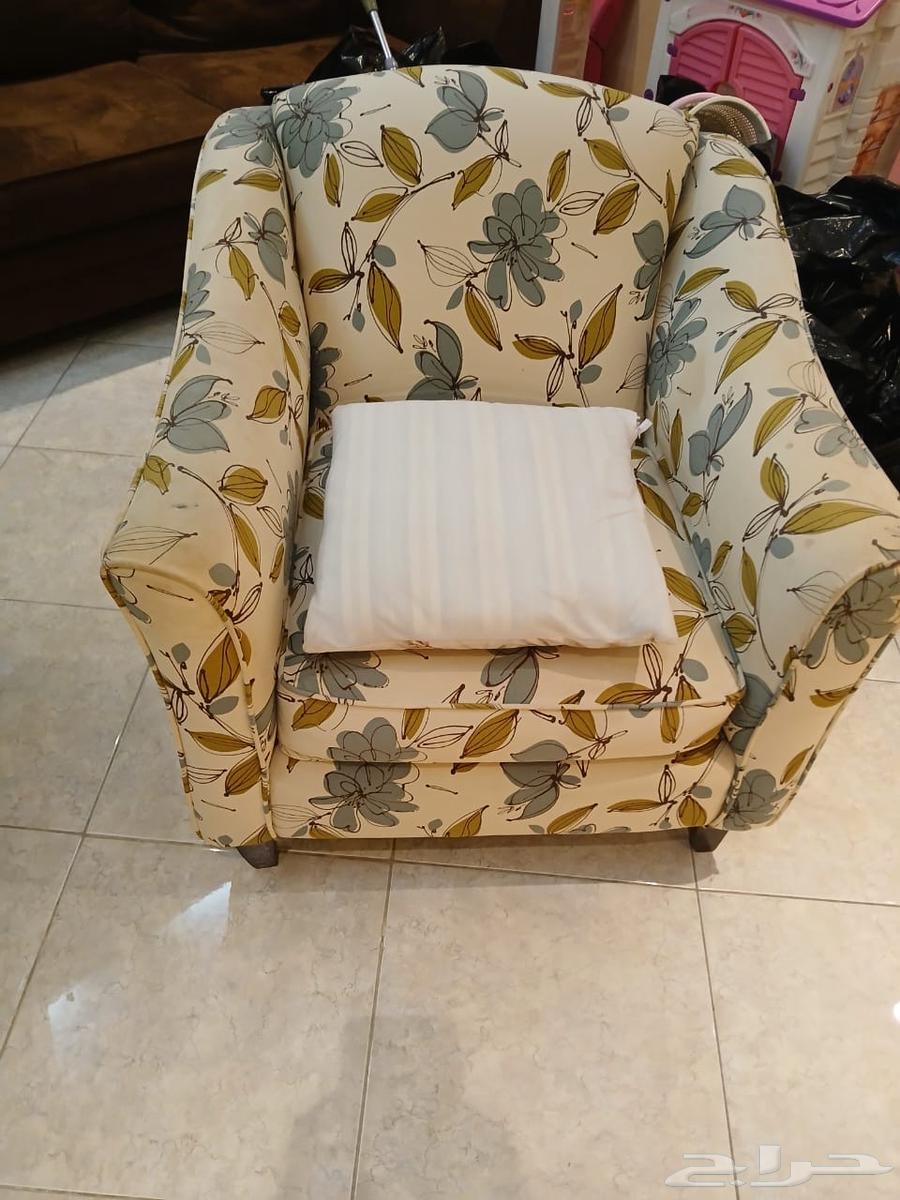 طقم كنب نظيف مره مع سرير64362665093249111