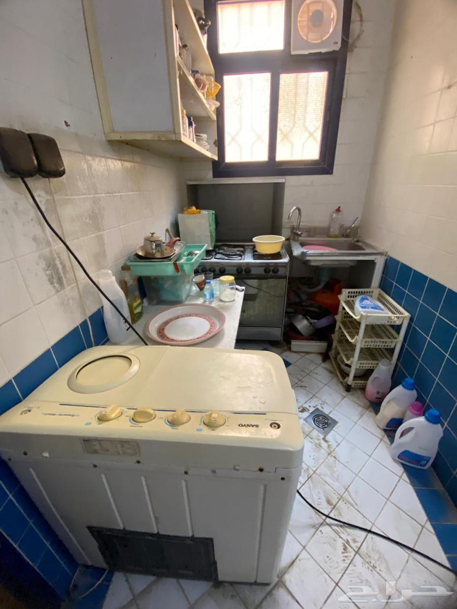 عفش وابواب نظيفة جدآ ف مدرسة حكومية64372974977281112