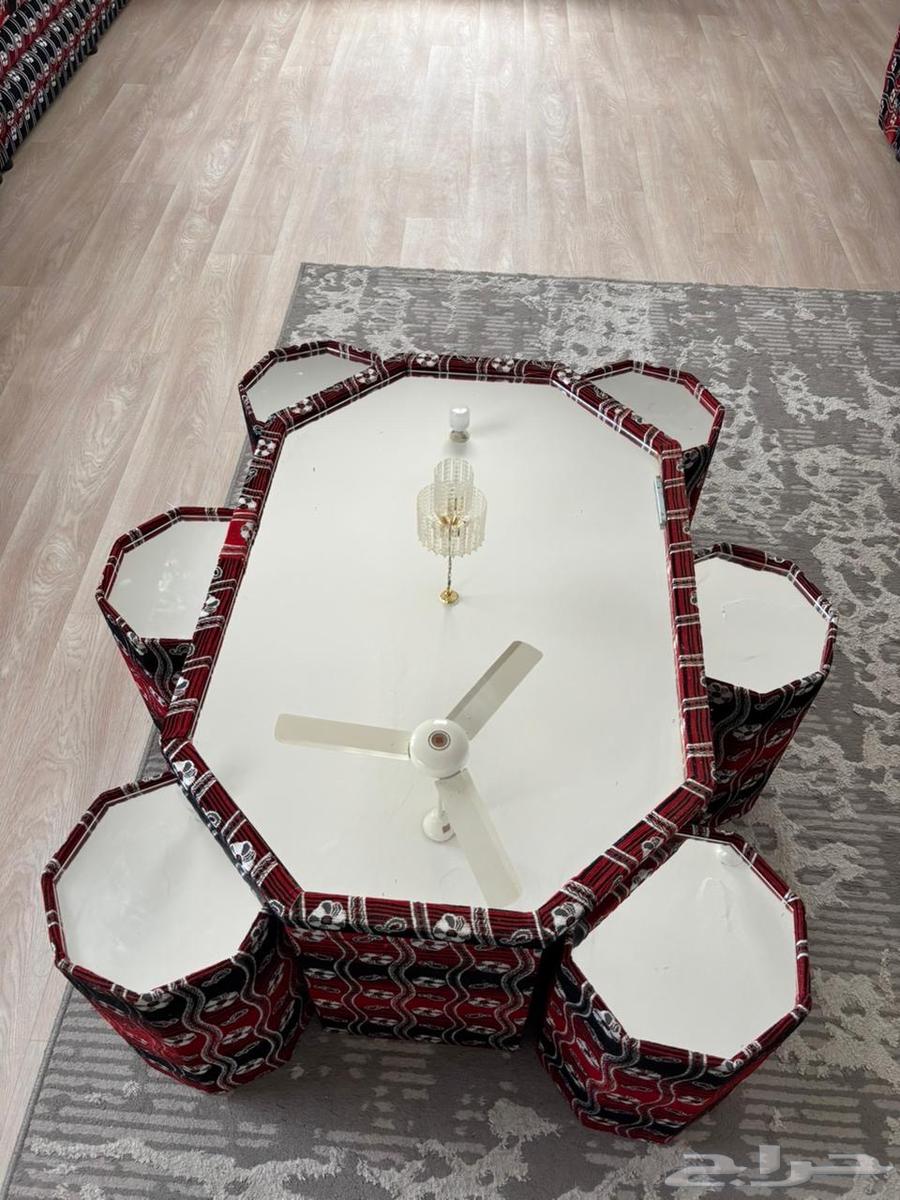 Sofa for sale, almost new with table64372449059330111