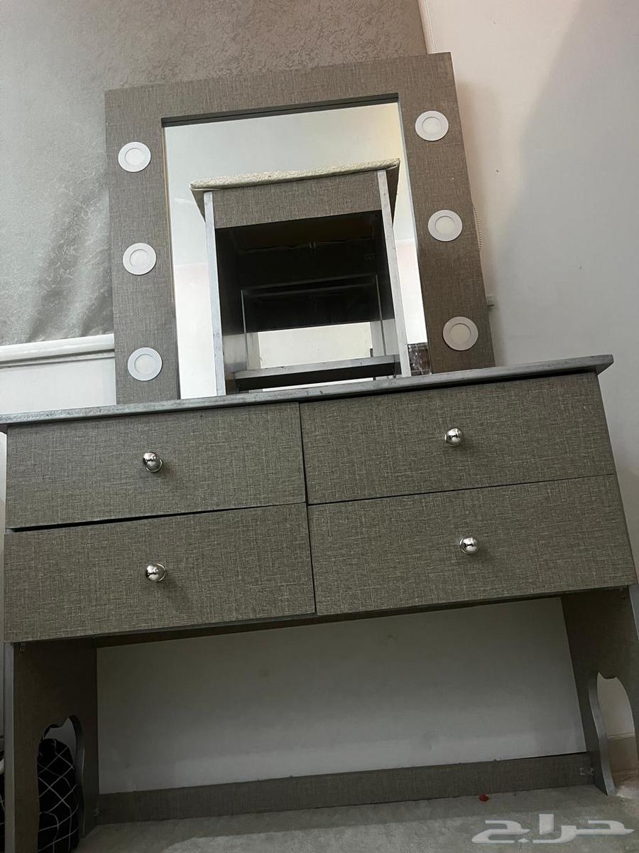 كنب مع السجاد للبيع64371861856259111