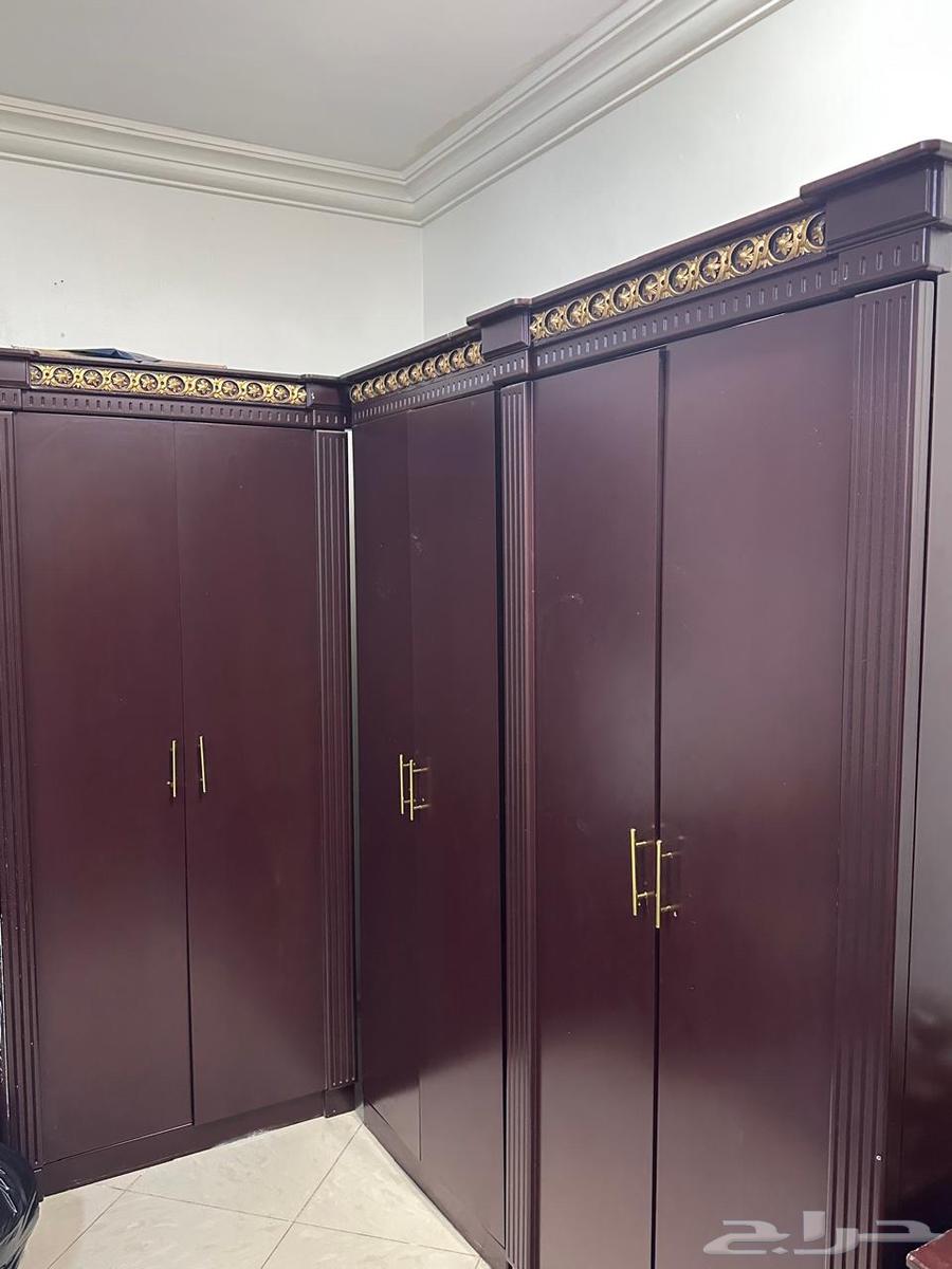 دولاب مستعمل64365425181826110