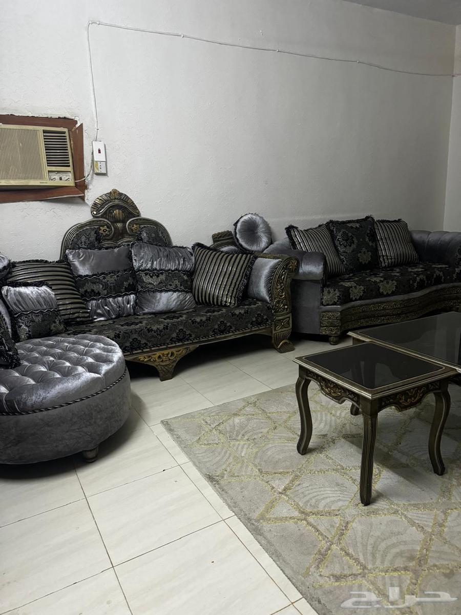 كنب 7 قطع مع الطاولة للبيع64376406973443111