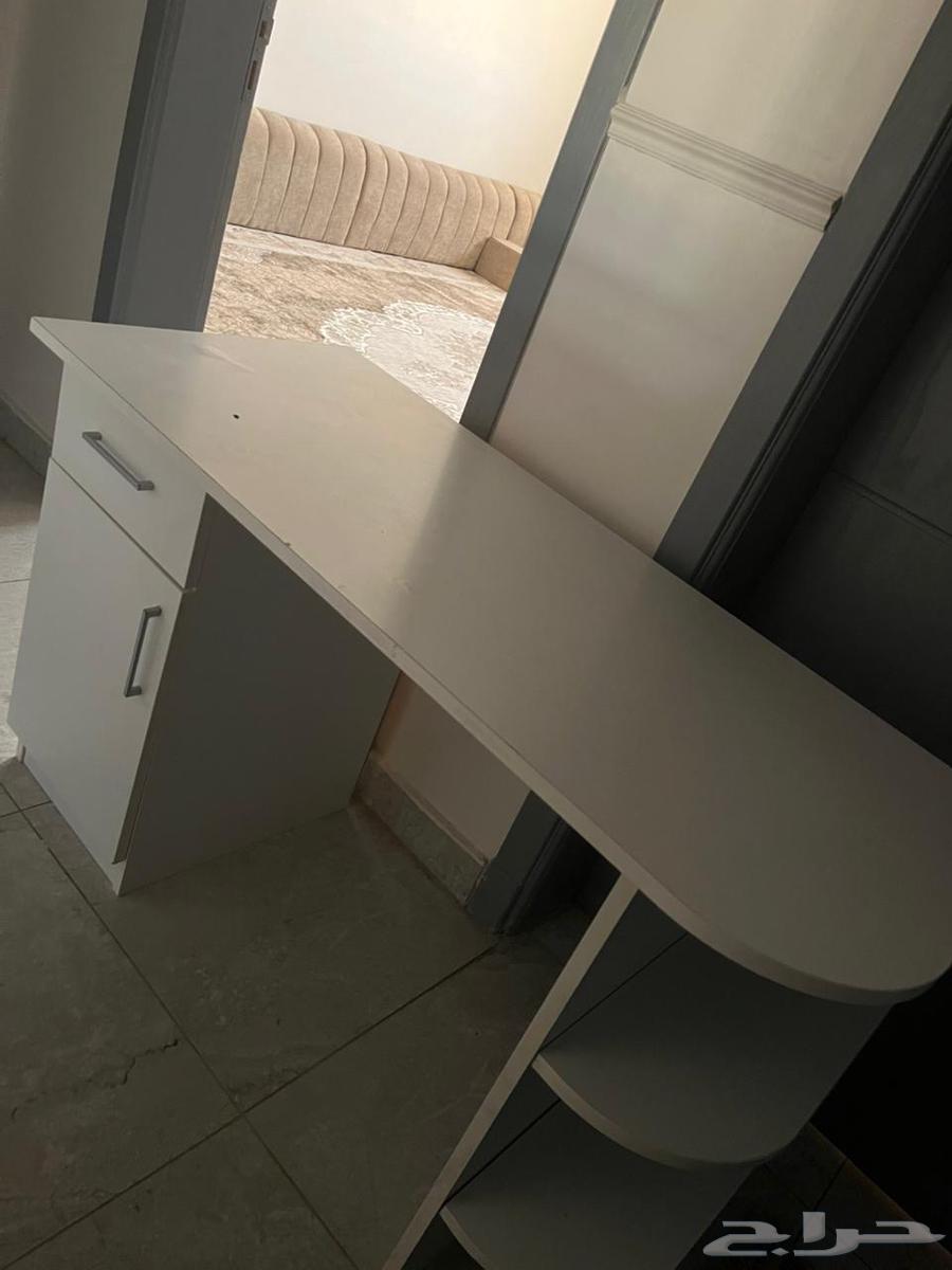 Library, screen, and carpet64362726149507112