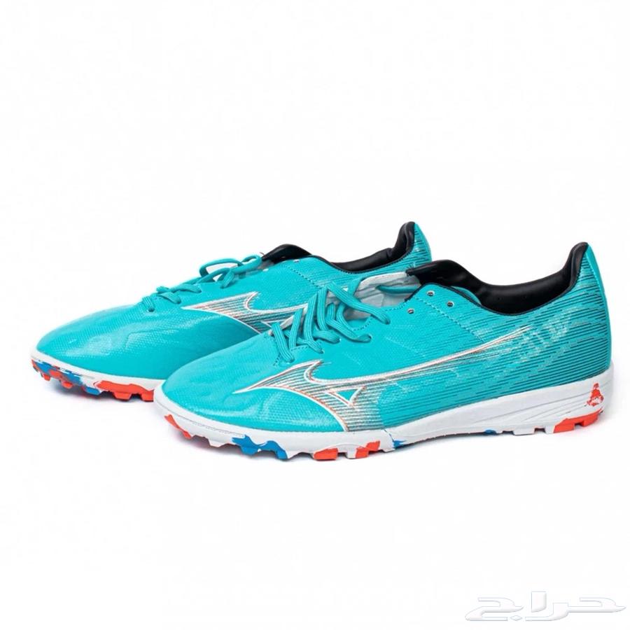 للبيع جزمة كورة ميزونو64391934644865110