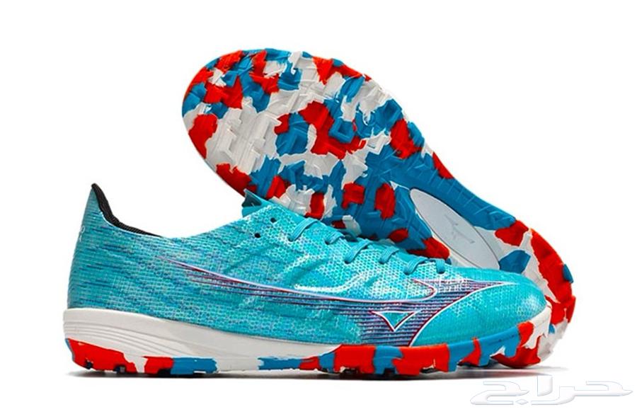 للبيع جزمة كورة ميزونو64391934644865111