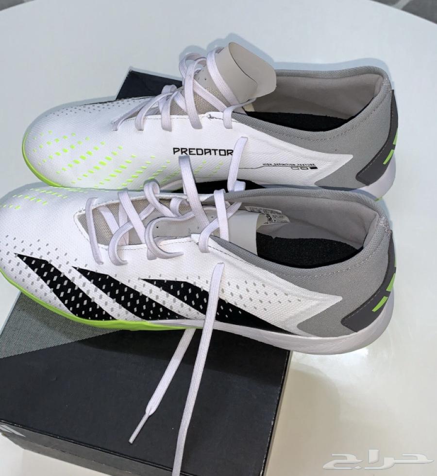 جزمة رياضيه اديداس للبيع مقاس 4364388023680514112