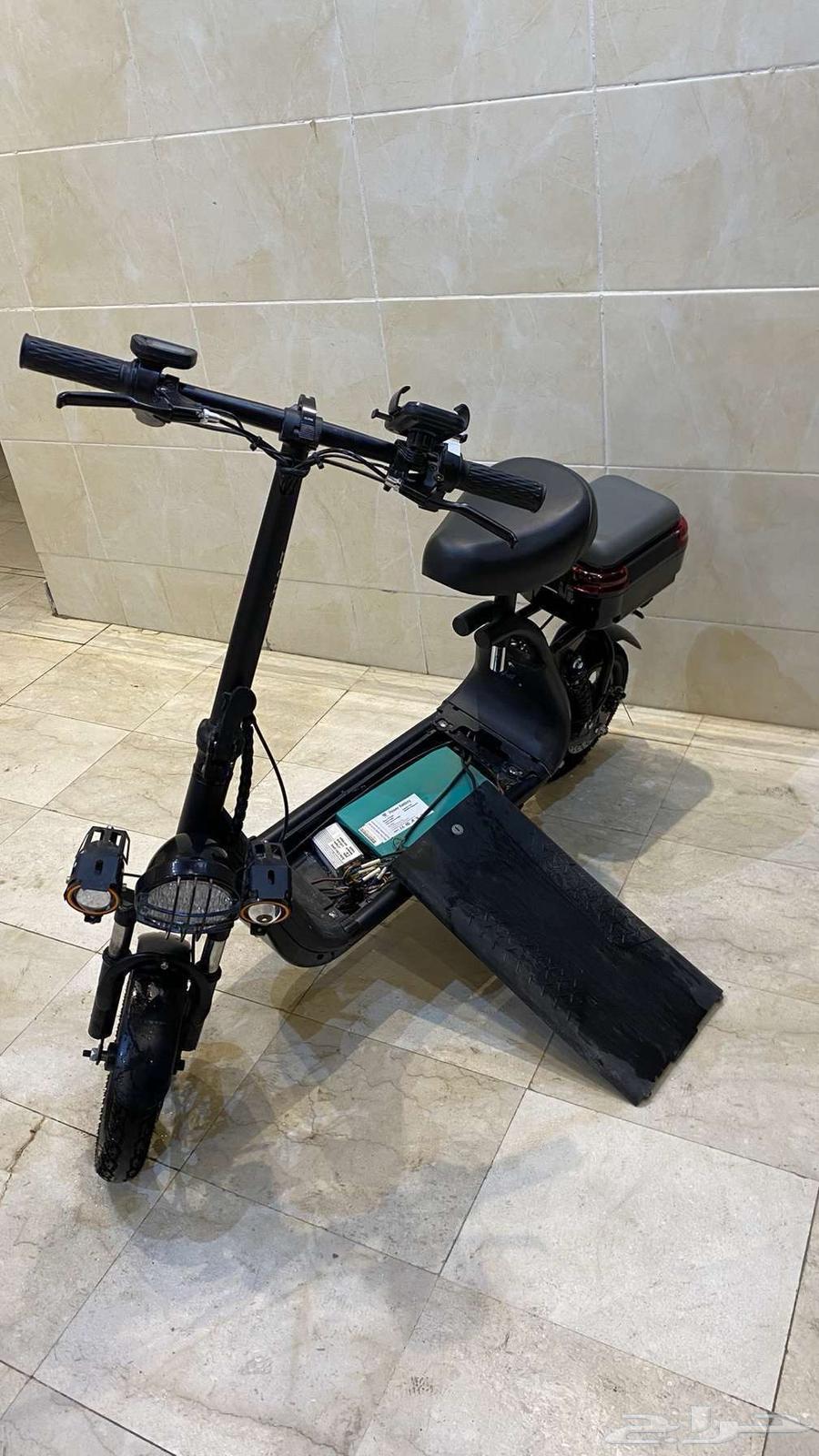 Scooter64378803584130113