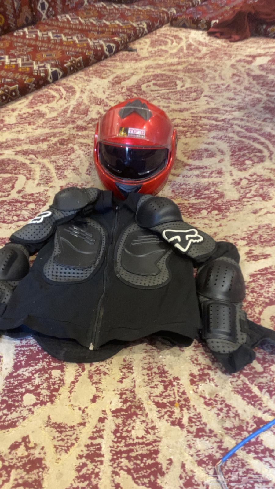 لبس واقي دباب وخوذة64532057085443110