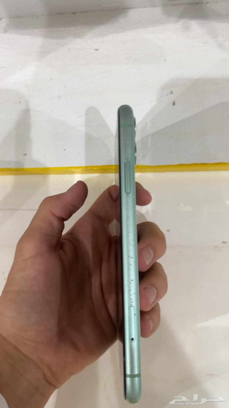 ايفون 11 عادي نضيف64388784622081112