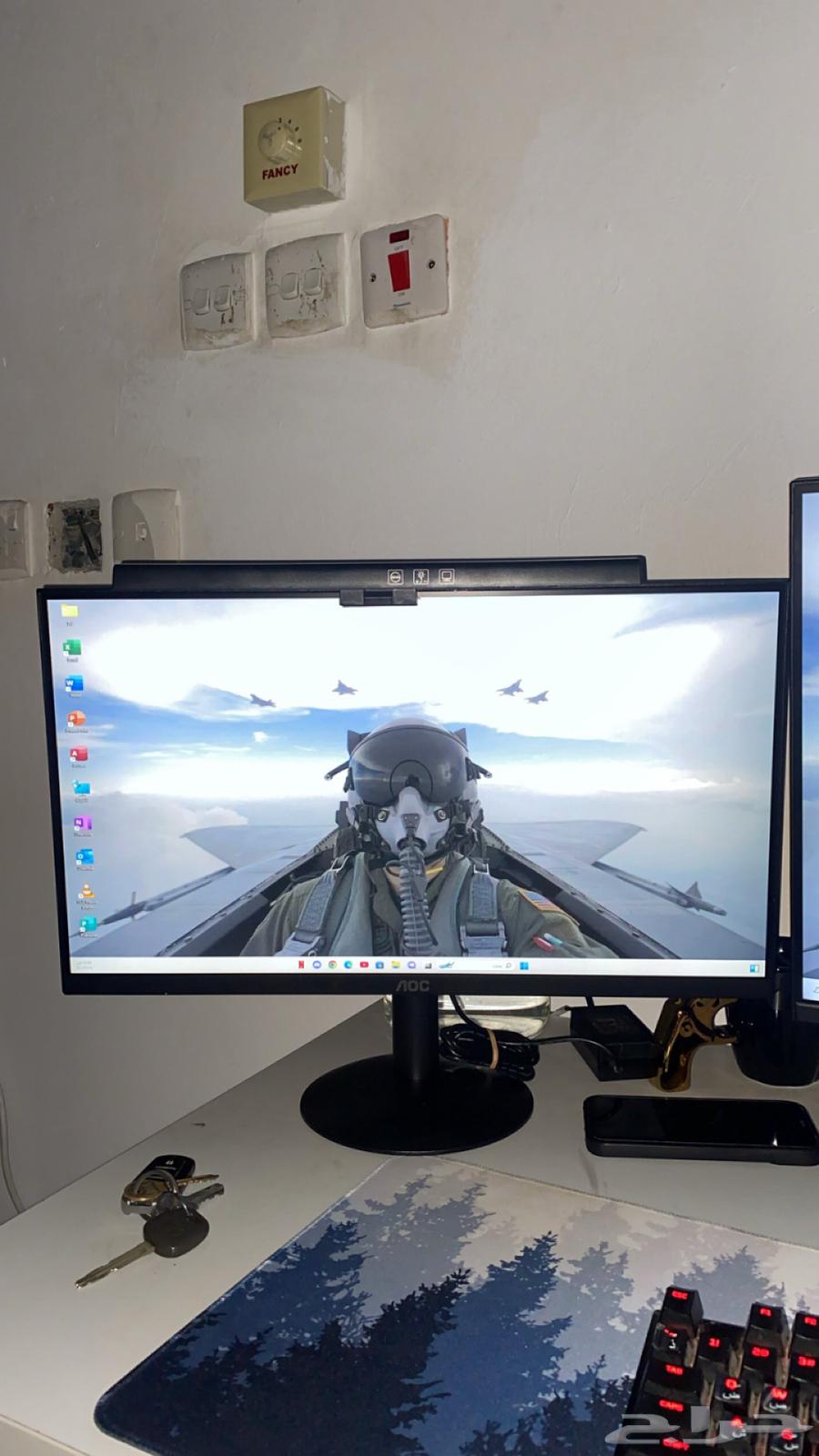 للبيع شاشة قيمنق64379326396545110