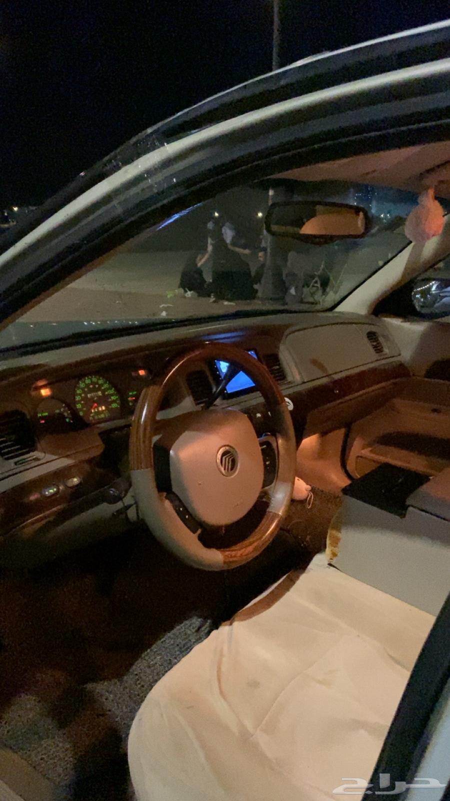 مجدد مفحوص نظيف ماشي 200 الف وعليها لايشكو من شيء باذن الله63617522799745112