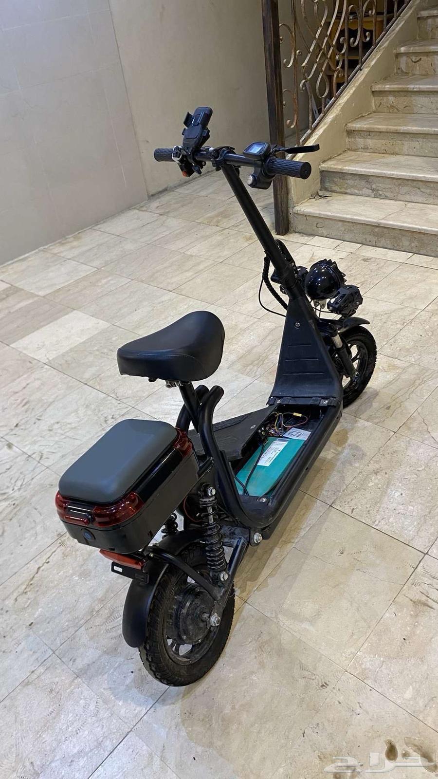 Scooter64378803584130112