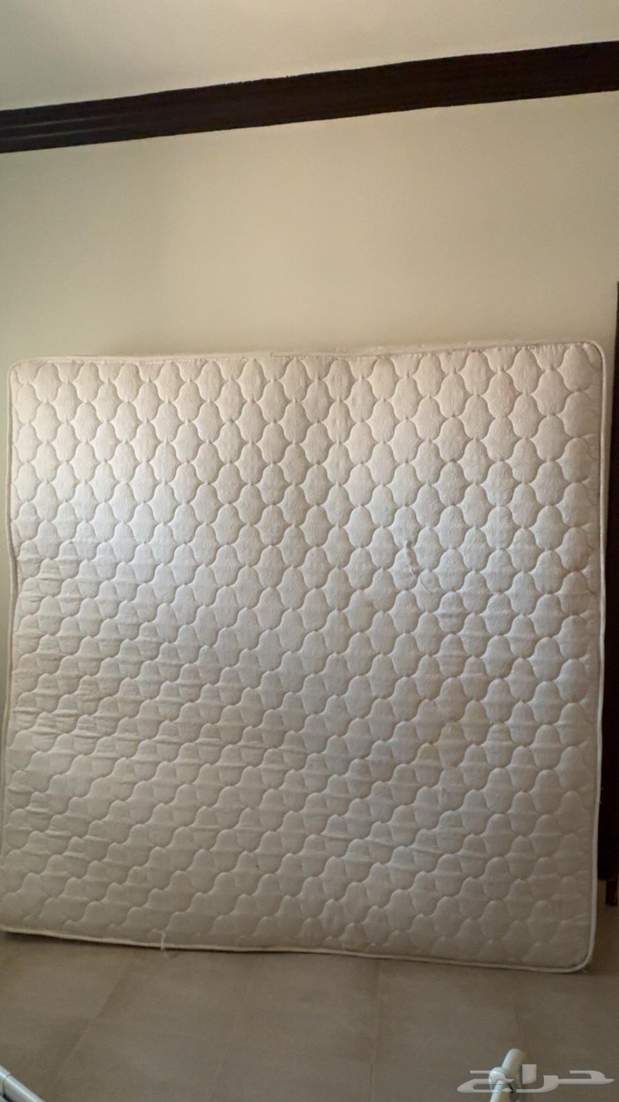 New, soft, heavy and comfortable mattress64383053190401110