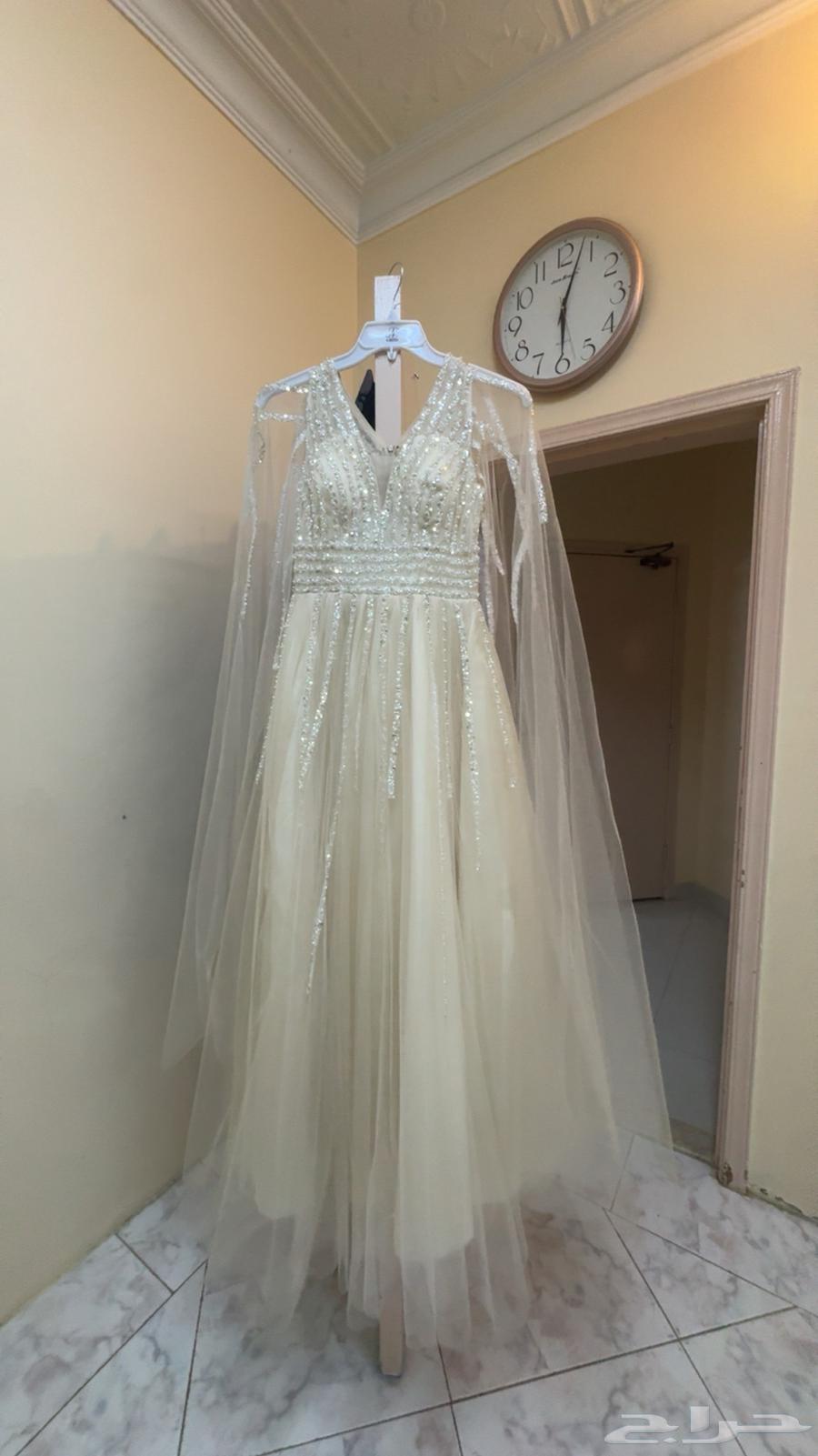 فستان مو ملبوس ولا لبسه السعر70064389571551107111