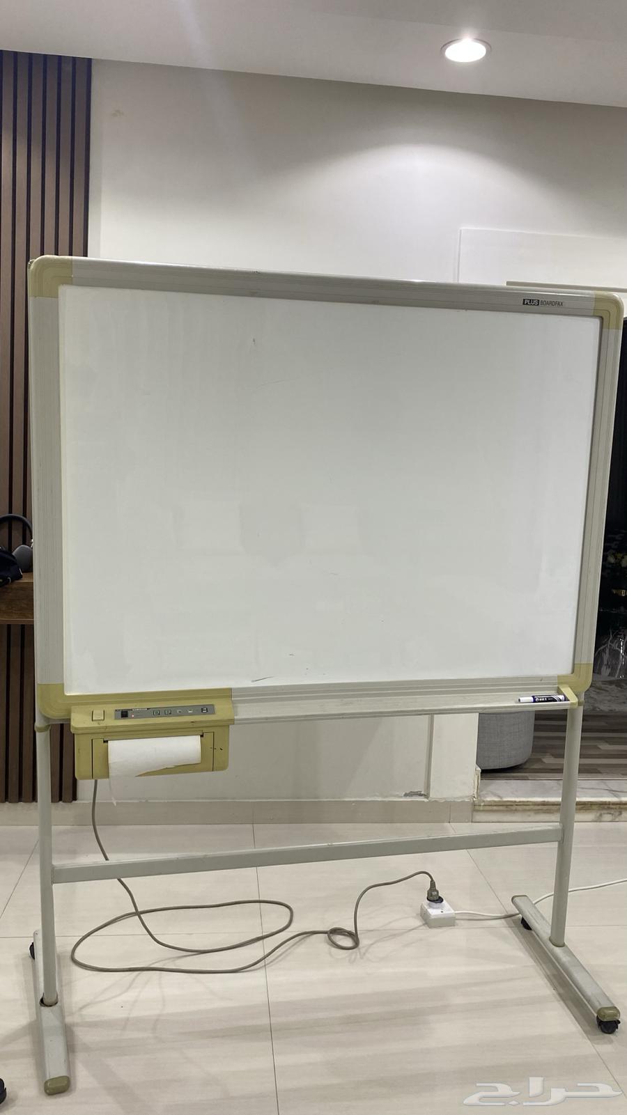 سبوره الكترونيه64387076416641113